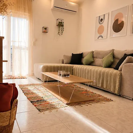 Feels Like Cozy & Close To The Center Apartman *